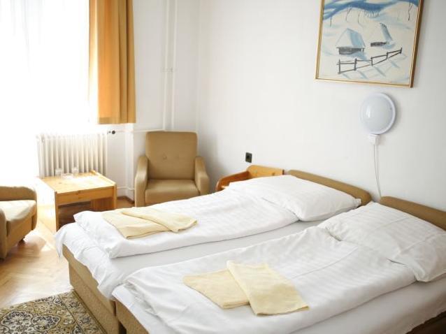 Hotel Bara Gellert บูดาเปสต์ ภายนอก รูปภาพ